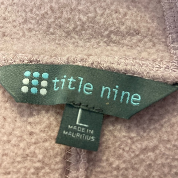 Comfy Cozy Title Nine Pull Over (Never worn) - Picture 3 of 3